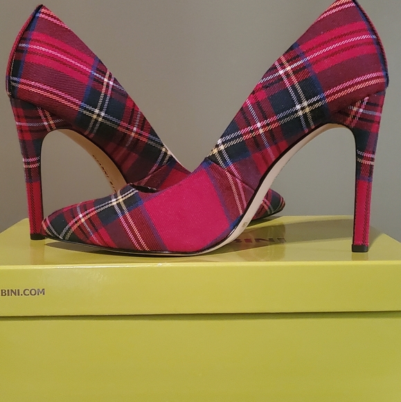 Gianni Bini Shoes - Gianni Bini Red Multi heels